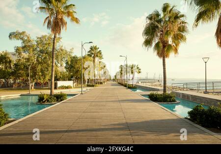 Promenade en ville sur l'île de Chypre Banque D'Images