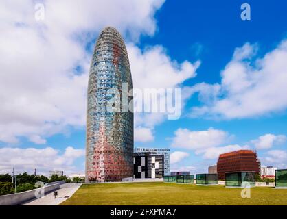 Torre Agbar conçu par le célèbre architecte Jean nouvel, Barcelone, Catalogne, Espagne, Europe Banque D'Images