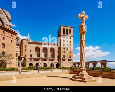 Abbaye de Santa Maria de Montserrat, chaîne de montagnes de Montserrat près de Barcelone, Catalogne, Espagne, Europe Banque D'Images