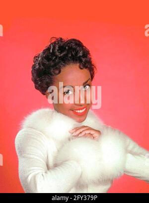 DIAHANN CARROLL (1935-2019) actrice et chanteuse américaine vers 1965 Banque D'Images