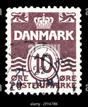 MOSCOU, RUSSIE - 23 SEPTEMBRE 2019: Timbre-poste imprimé au Danemark montre la figure 'vague' de type, Wavy Lines (PAS de coeur / ARRIÈRE-plan DOUBLÉ) série, circ Banque D'Images