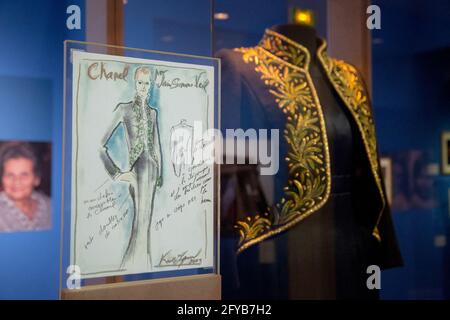 Ouverture de l'exposition 'nous vous aimons, Madame' Simone Veil 1927-2017 à l'Hôtel de ville de Paris le 27 mai 2021 à Paris, France. Photo de Nasser Berzane/ABACAPRESS.COM Banque D'Images
