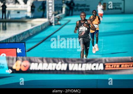 Valence. Marathon de Valence 2020 en pleine pandémie et en action. Banque D'Images