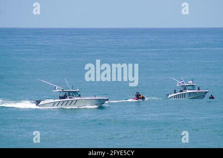 Tamanique, Salvador. 27 mai 2021. Les bateaux de LA MARINE salvadorienne effectuent des exercices de sauvetage sur l'océan. (Photo de Camilo Freedman/SOPA Images/Sipa USA) crédit: SIPA USA/Alay Live News Banque D'Images