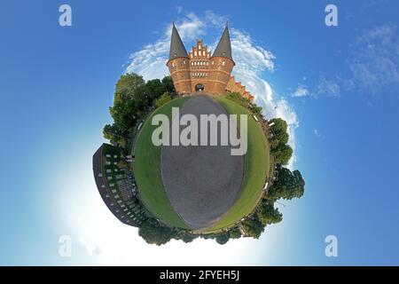 Photo de Little Planet, Holsten Gate, Lübeck, Schleswig-Holstein, Allemagne Banque D'Images