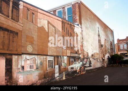 Van Wert, Ohio, États-Unis. Grande murale représentant la rue principale dans le passé. Banque D'Images