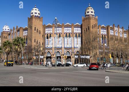 Barcelone, Espagne - 28 février 2021 : arène de tauromachie la Monumental à Barcelone, Espagne. Banque D'Images