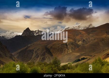 Colline du tigre ou point du tigre, zone de guerre de Kargil guerre 1999, opération Vijay, a combattu entre le Pakistan et l'Inde. L'Inde a gagné la guerre historique et a renvoyé Banque D'Images