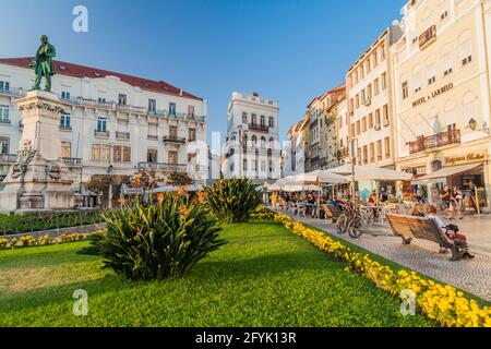 COIMBRA, PORTUGAL - 12 OCTOBRE 2017 : place Largo da Portagem à Coimbra, Portugal Banque D'Images