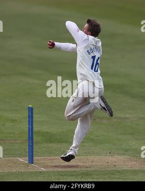 CHESTER LE STREET, ROYAUME-UNI. 28 MAI Scott Borthwick de Durham lors du match de championnat du comté de LV= entre le Durham County Cricket Club et Essex à Emirates Riverside, Chester le vendredi 28 mai 2021. (Credit: Mark Fletcher | MI News) Credit: MI News & Sport /Alay Live News Banque D'Images