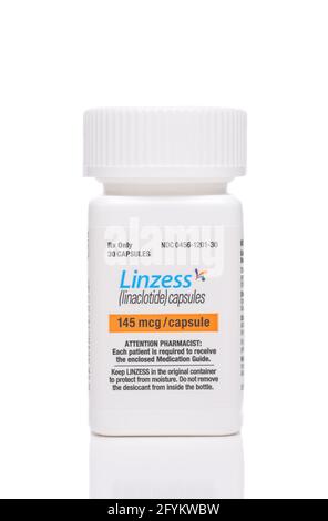 IRVINE, CALIFORNIE - 28 MAI 2021 : une bouteille de Linzess, linaclotide, capsules. Banque D'Images