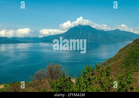 Lac Atitlan de Solola, Guatemala Banque D'Images