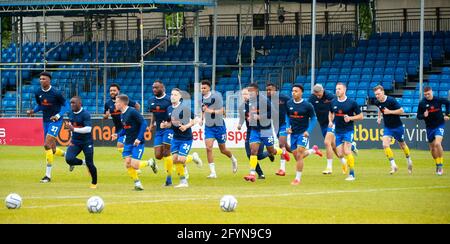 Solihull, Royaume-Uni. 29 mai 2021. Échauffements pendant le match de la Vanarama National League entre Solihull Moors & Eastleigh au stade SportNation.bet à Solihull, Angleterre crédit: SPP Sport Press photo. /Alamy Live News Banque D'Images