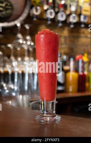 Cocktail aux fraises Daiquiri surgelé Banque D'Images