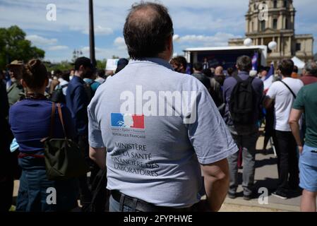 À Paris, le Festival de la démocratie a rassemblé plusieurs centaines de personnes venues écouter des discours pro-frexit pour sortir de l'UE Banque D'Images