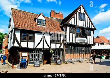 Gert et Henrys Cafe Restaurant, Shambles Market York, Angleterre Banque D'Images