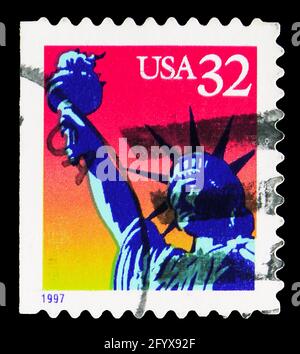 MOSCOU, RUSSIE - 27 SEPTEMBRE 2019 : timbre-poste imprimé aux États-Unis montre la Statue de la liberté, New York, série, vers 1997 Banque D'Images