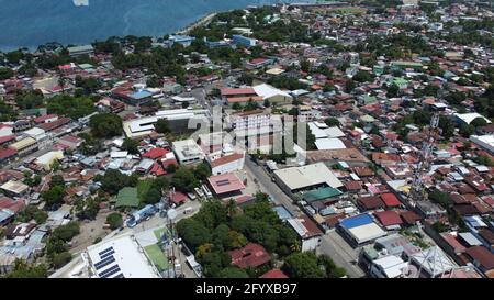 Zamboanga City, Philippines. 30 mai 2021. Verrouillage du dimanche dans la ville de Zamboanga pour éviter une nouvelle vague de cas de COVID19 dans la ville. La plupart des établissements sont fermés et il est conseillé aux résidents de rester dans leurs maisons le dimanche. (Photo de Sherbien Dacalanio/Pacific Press) crédit: Pacific Press Media production Corp./Alay Live News Banque D'Images