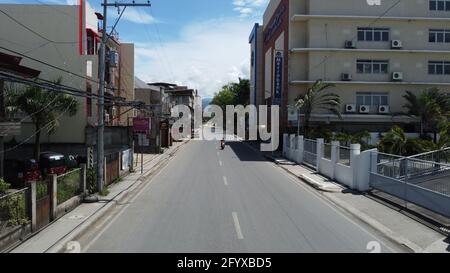Zamboanga City, Philippines. 30 mai 2021. Verrouillage du dimanche dans la ville de Zamboanga pour éviter une nouvelle vague de cas de COVID19 dans la ville. La plupart des établissements sont fermés et il est conseillé aux résidents de rester dans leurs maisons le dimanche. (Photo de Sherbien Dacalanio/Pacific Press) crédit: Pacific Press Media production Corp./Alay Live News Banque D'Images