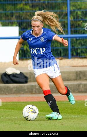 Milngavie, West Dunbartonshire, Royaume-Uni. 30 mai 2021. Brogan Hay (#7) du Rangers Women FC pendant la Scottish Building Society Scottish Women's Premier League 1 Fixture Rangers FC vs Motherwell FC, Rangers FC Training Complex, Milngavie, West Dunbartonshire, 30/05/2021. | Credit Alay Live News Banque D'Images