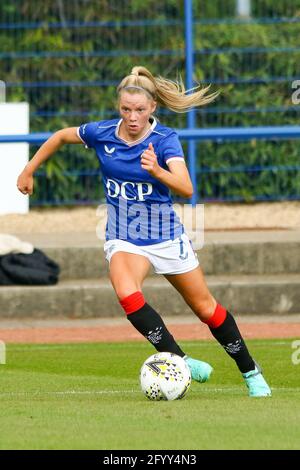 Milngavie, West Dunbartonshire, Royaume-Uni. 30 mai 2021. Brogan Hay (#7) du Rangers Women FC pendant la Scottish Building Society Scottish Women's Premier League 1 Fixture Rangers FC vs Motherwell FC, Rangers FC Training Complex, Milngavie, West Dunbartonshire, 30/05/2021. | Credit Alay Live News Banque D'Images