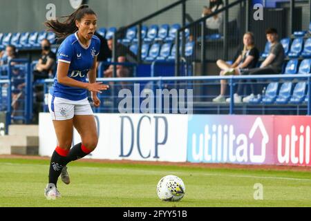 Milngavie, West Dunbartonshire, Royaume-Uni. 30 mai 2021. Daina Bourma (#3) de Rangers Women FC pendant la Scottish Building Society Scottish Women's Premier League 1 Fixture Rangers FC vs Motherwell FC, Rangers FC Training Complex, Milngavie, West Dunbartonshire, 30/05/2021. | Credit Alay Live News Banque D'Images