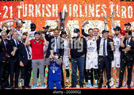 Cologne, Allemagne. 30 mai 2021. Basket-ball: Euroligue, final four, final, Anadolu Efes Istanbul - FC Barcelone. Istanbul fête ses célébrations. Credit: Marius Becker/dpa/Alay Live News Banque D'Images