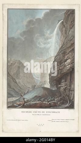 Cascade de Staubbach; sources de Seconde Chûte du Staubbach dans la Vallée de Lauter; valeurs Remarquables des montagnes de la Suisse. Paysage de montagne avec la deuxième cascade de Staubbach dans le Lauterbrunnal, Suisse. Un groupe de marcheurs se promette au pied de la cascade. Banque D'Images