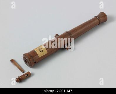 Ou UN canon de chargement de culasse à 24 lires. Modèle d'un long canon de chargement arrière de 24 livres, incomplet. La boucle mesure 34.25 cm de long et a un calibre de 14 mm. Une cale à travers les kulas maintient la pièce de verrouillage en place; la fermeture se compose du raisin et du fond de la pièce, qui est tiré vers l'arrière des kulas. La boucle est manquante. Échelle 1:10 (Obenen). Banque D'Images