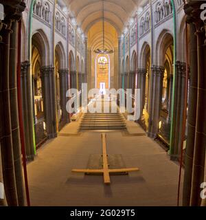 FRANCE. NORD (59) LILLE - CATHÉDRALE NOTRE DAME DE LA TREILLE : LE CHOEUR. Banque D'Images