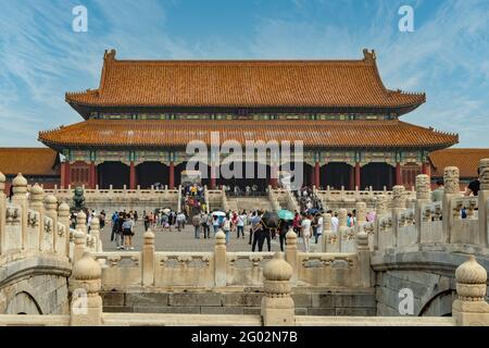 Porte de l'harmonie suprême dans la Cité Interdite, Pékin, Chine Banque D'Images