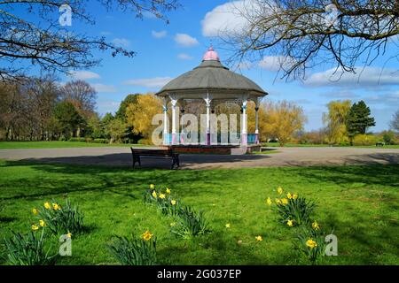 Royaume-Uni, Yorkshire du Sud, Barnsley, kiosque à musique Locke Park