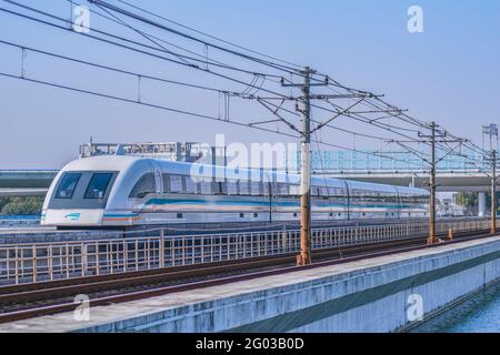 Shanghai, Chine. FÉV.19.2021 Shanghai Pudong International Airport Station, Shanghai Maglev train - Shanghai TransRapid. Banque D'Images
