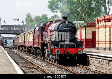 Un train à vapeur sur le East Lancs Railway Banque D'Images