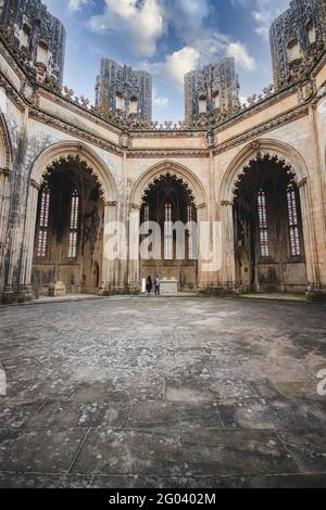 Anciennes chapelles médiévales. Chapelles imparfaites Monastère de Batalha au Portugal Banque D'Images