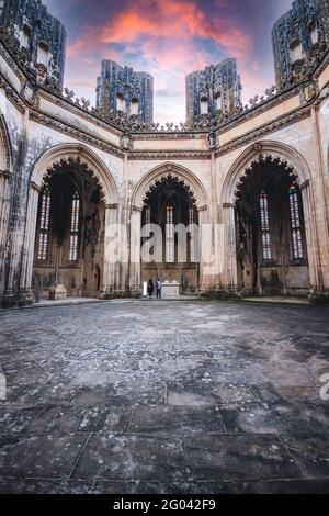 Anciennes chapelles médiévales. Chapelles imparfaites Monastère de Batalha au Portugal Banque D'Images