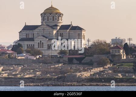 Cathédrale Saint-Vladimir de la mer. La cathédrale de Chersonesos est l'une des plus grandes de la région parmi les églises de Crimée. Banque D'Images