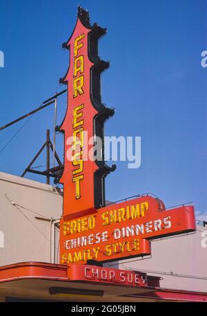 Panneau Amérique des années 1970 - Far East Food, Bakersfield, Californie 1978 Banque D'Images