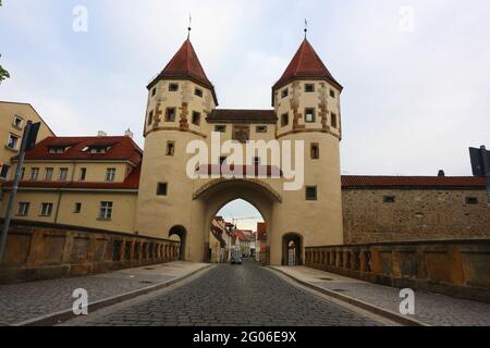 Amberg, Oberpfalz, Bayern Ein Spaziergang durch das mittelalterliche Zentrum Ambergs und das Nabburger Tor verzaubert sowohl Kulturliebhaber Banque D'Images