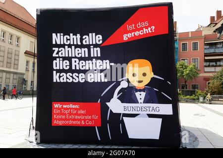 Antonia Mertsching, Caren Lay, Mirko Schultze, Gerechtigkeits-Tour vor Ort in Bautzen - Die Fraktion die LINKE im Landtag und die sächsischen Abgeordn Banque D'Images