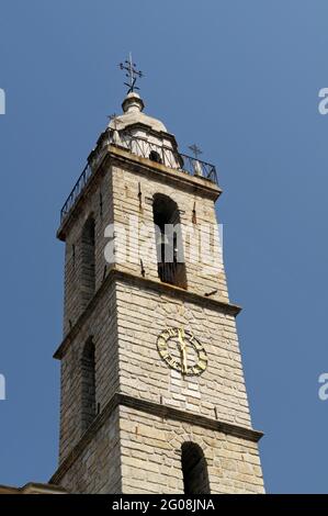 FRANCE, CORSE-DU-SUD (2A), SARTENE, ÉGLISE SAINTE-MARIE (SANTA MARIA ASSUNTA) Banque D'Images