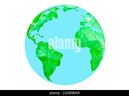 Globe terrestre en papier et sacs en plastique. Concept de sensibilisation à la pollution plastique. Banque D'Images