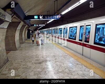 Le métro à Rome, Italie Banque D'Images