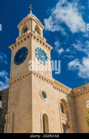 Tour de l'horloge dans la ville de Birgu, Malte Banque D'Images