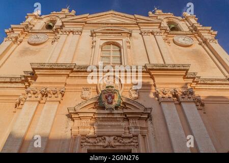 Cathédrale Saint-Paul dans la ville fortifiée de Mdina, dans la région nord de Malte Banque D'Images