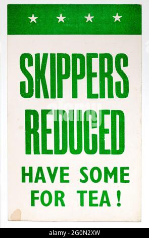 Étiquette d'affichage du prix de vente des années 1970 - réduction sur les Skippers Banque D'Images