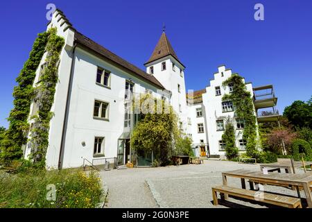 Célèbre château de Wartegg au bord du lac de Constance à Rorschach. Wartegg est le premier hôtel historique suisse de l'est de la Suisse. Canton de Saint-Gall en Suisse Banque D'Images