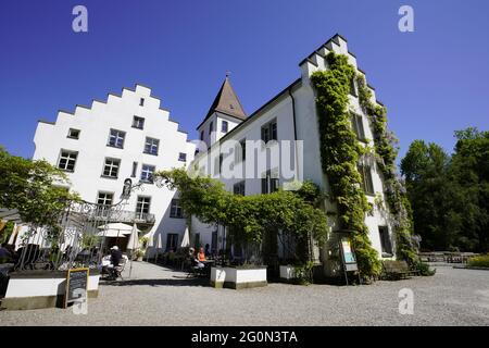 Célèbre château de Wartegg au bord du lac de Constance à Rorschach. Wartegg est le premier hôtel historique suisse de l'est de la Suisse. Canton de Saint-Gall en Suisse Banque D'Images