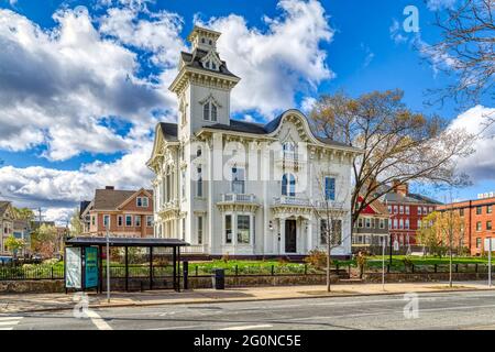 Mariage Cake House, Kendrick - Prentice - Tirocchi House, 514 Broadway, dans le quartier de Federal Hill. Construit en 1867, conçu par Perez Mason. Banque D'Images