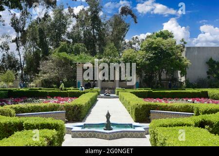 Alcazar Garden - une oasis de style espagnol à Balboa Park, San Diego, CA Banque D'Images